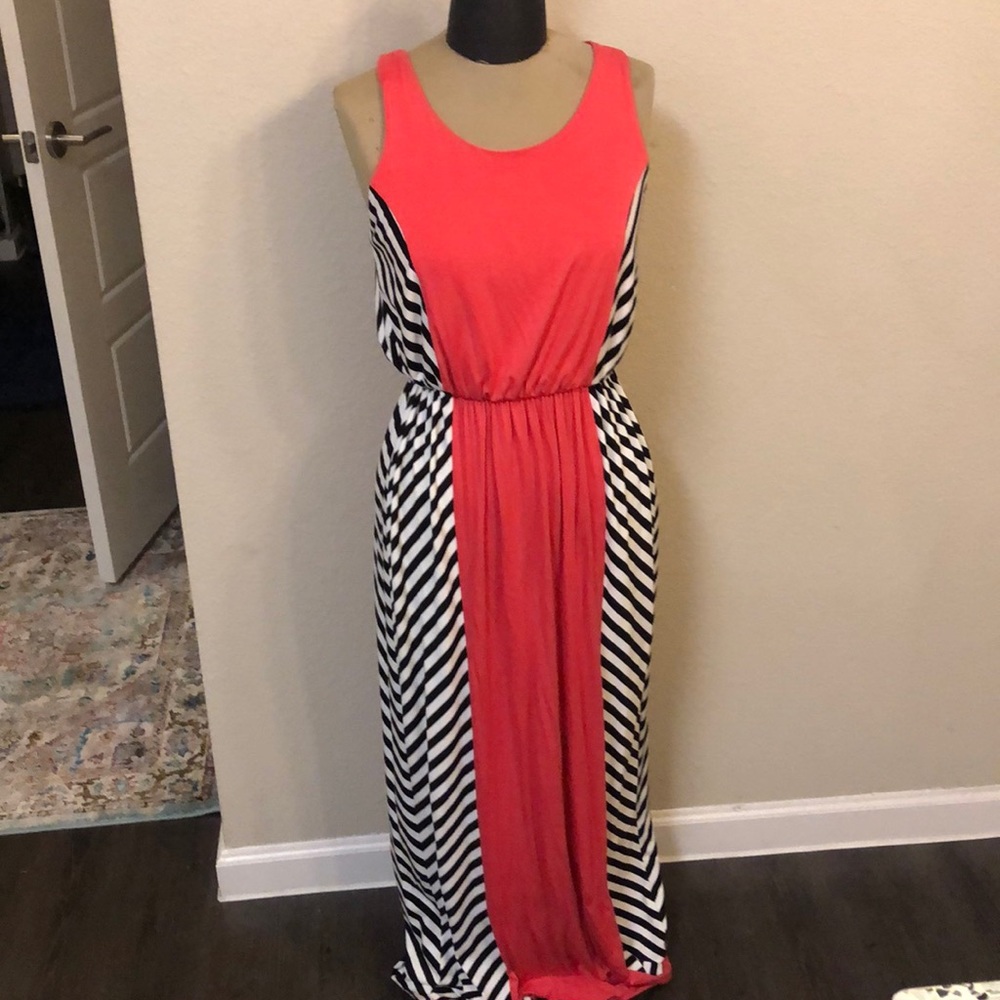 Maxi dress